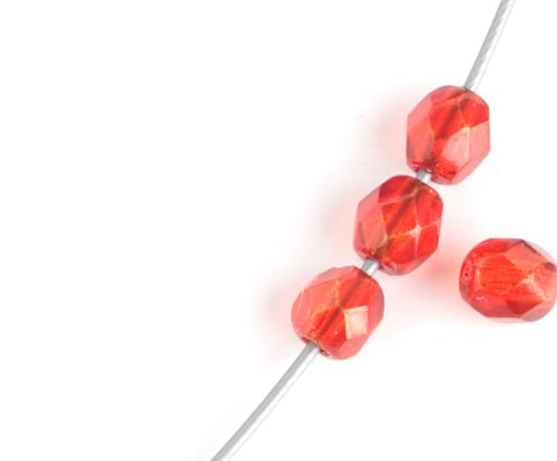 Fire-Polished Round 4mm - Transparent Red Shades Strung
