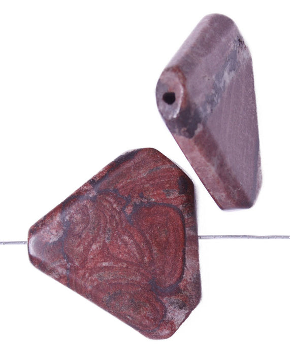 30x35mm Mahogany Triangle 16in Semi-Precious