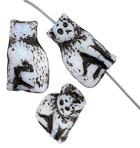 Glass Bead Cat 15mm White/Black Strung