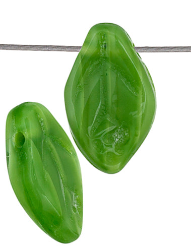 Glass Bead Leaf 12x7mm Strung