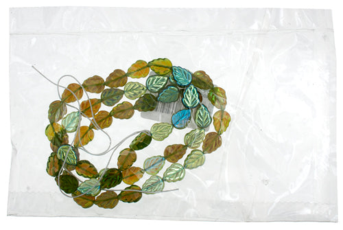 Glass Leaves 11x8mm Strung Transparent