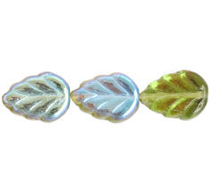 Glass Leaves 11x8mm Strung Transparent