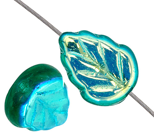 Glass Leaves 11x8mm Strung Transparent