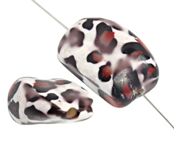 Resin Nugget 18x28mm 8" Strand Dalmation (7pcs) 