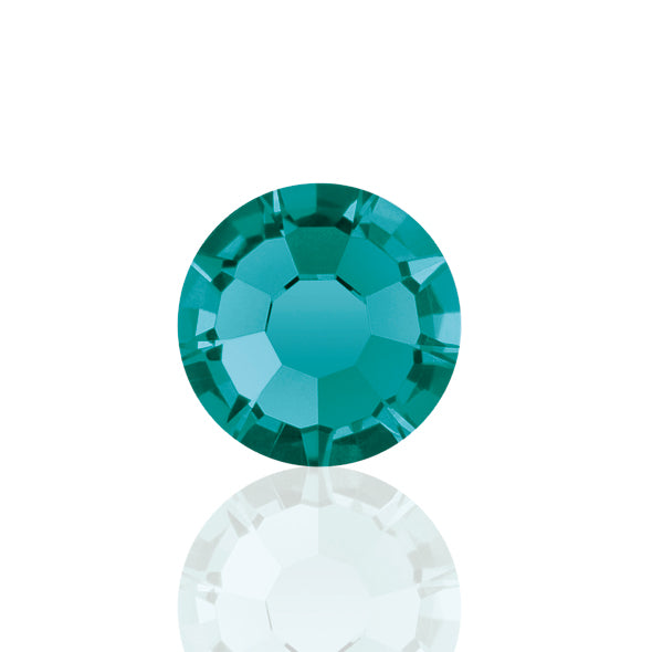 Preciosa Maxima Czech Crystal Flat Back Hotfix 438 11 615 Blue Zircon