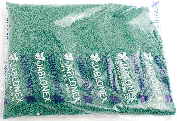 Czech Seed Beads 10/0 Opaque - Green Shades
