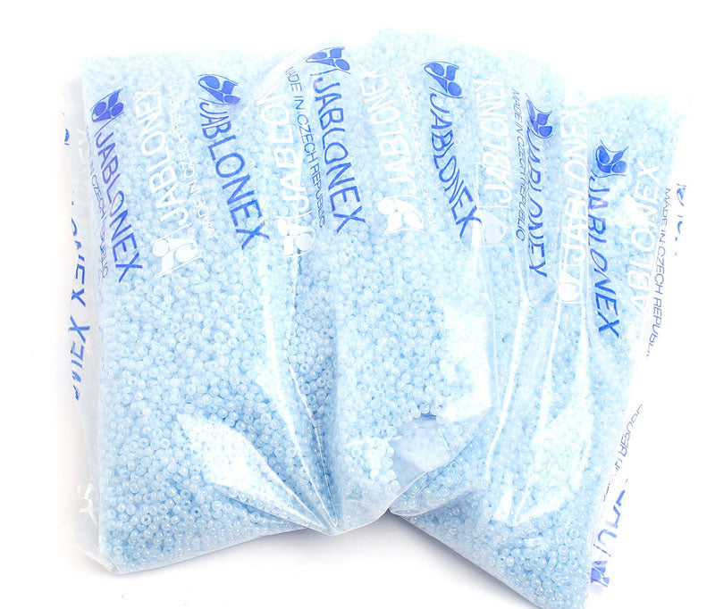 Czech Seed Beads 10/0 Opaque - Blue Shades