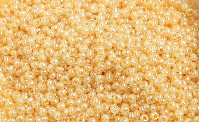 Czech Seed Beads 10/0 Opaque - White Shades