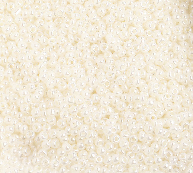 Czech Seed Beads 10/0 Opaque - White Shades