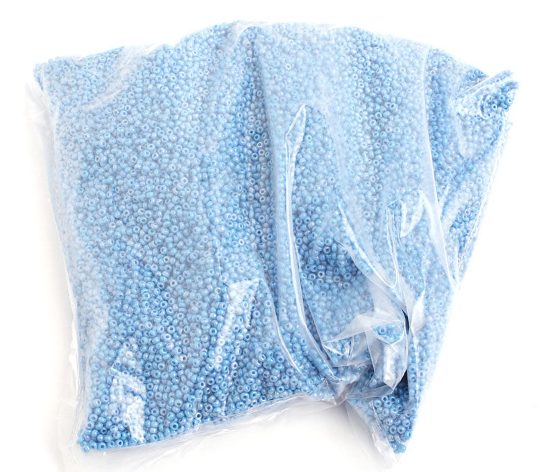 Czech Seed Beads 10/0 Opaque - Blue Shades