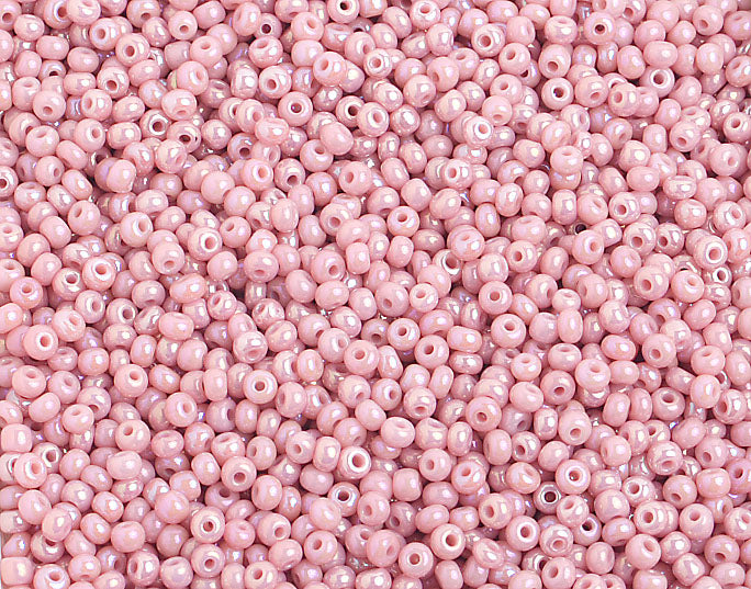 Czech Seed Beads 10/0 Opaque - Pink Shades