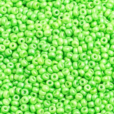 Czech Seed Beads 10/0 Opaque - Green Shades