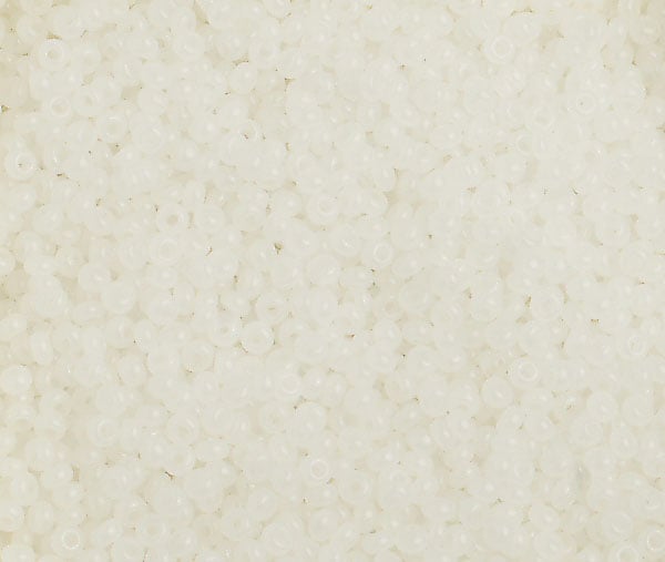 Czech Seed Beads 10/0 Opaque - White Shades