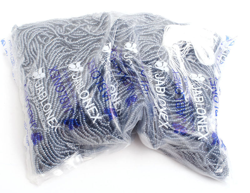 Czech Seed Beads 10/0 Transparent - Crystal/Grey Shades