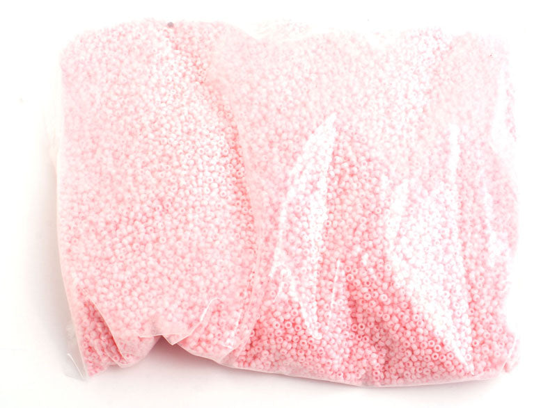 Czech Seed Beads 10/0 Opaque - Pink Shades