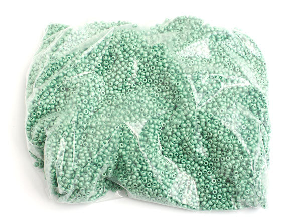 Czech Seed Beads 8/0 - Green Shades