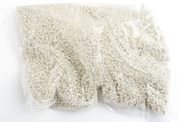 Czech Seed Beads 8/0 - Black/Grey Shades