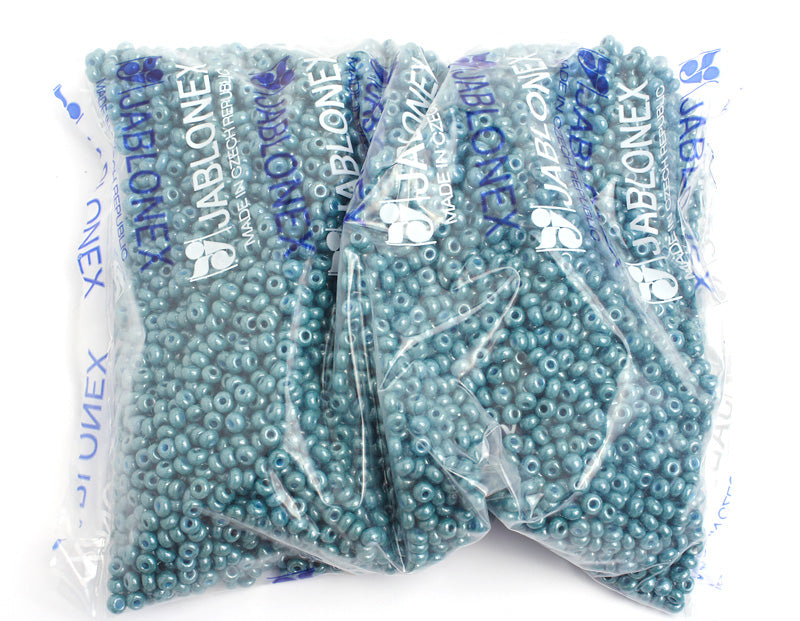 Czech Seed Bead / Pony Beads 6/0 Opaque Blue Shades