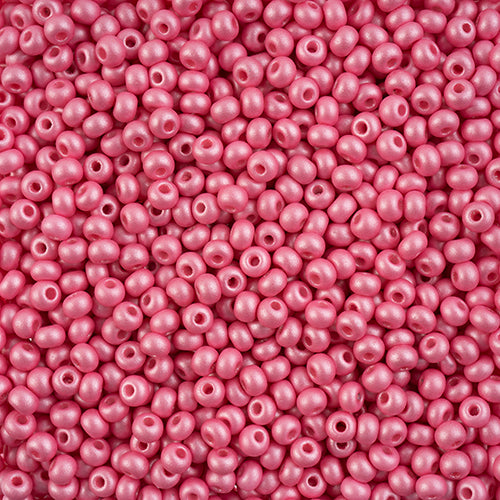 Czech Seed Bead / Pony Beads 6/0 Permalux Dyed Chalk