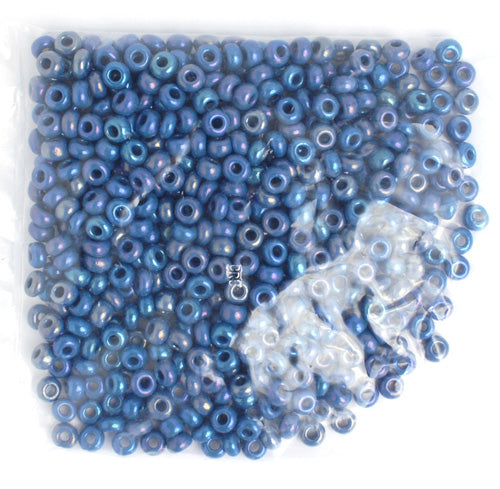 Czech Rocailles 33/0 Opaque 