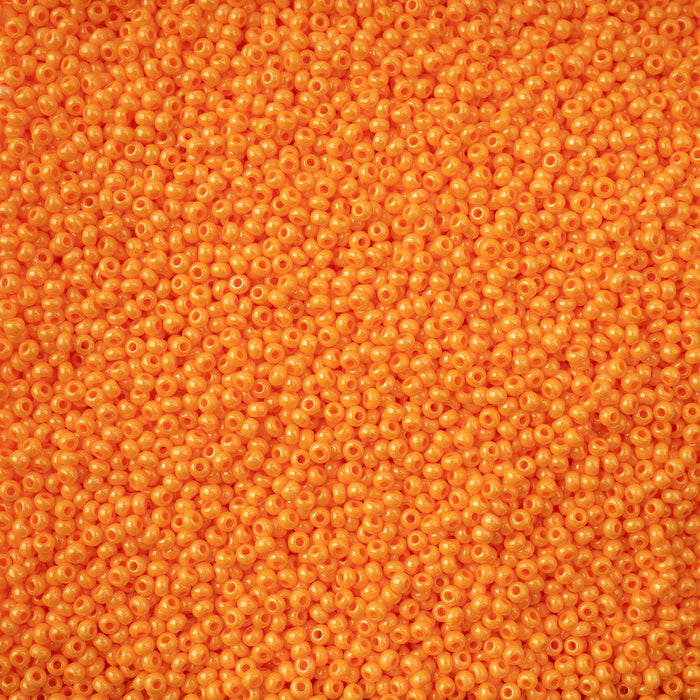 Czech Seed Bead 11/0 Bright Chalk Sfinx Terra Dyed Loose