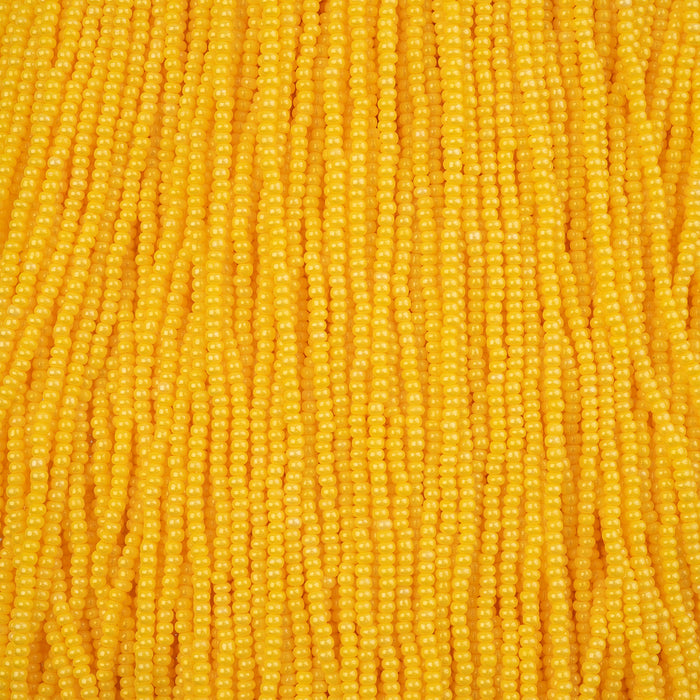 Czech Seed Bead 11/0 Bright Chalk Sfinx Terra Dyed Strung