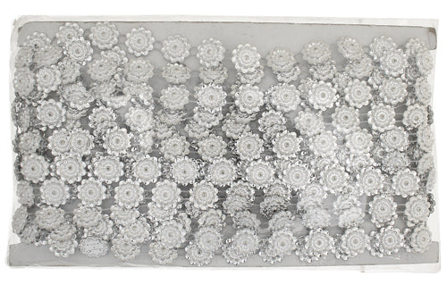 Plastic Trim Silver Diamond Cut 15mm Daisy